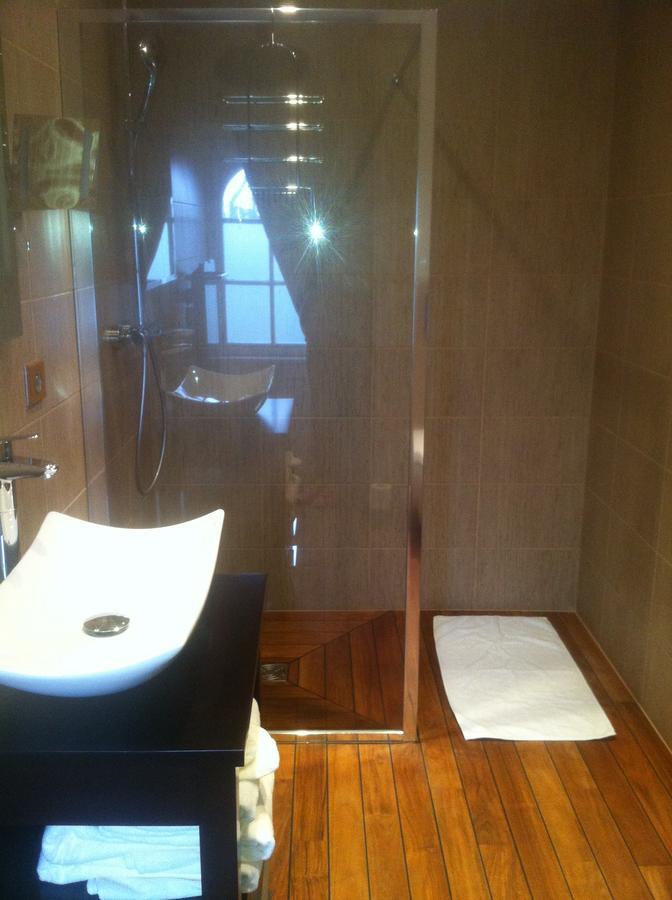 La Demeure De La Dame Du Fer By Philippe Jego Hotel Hayange Room photo
